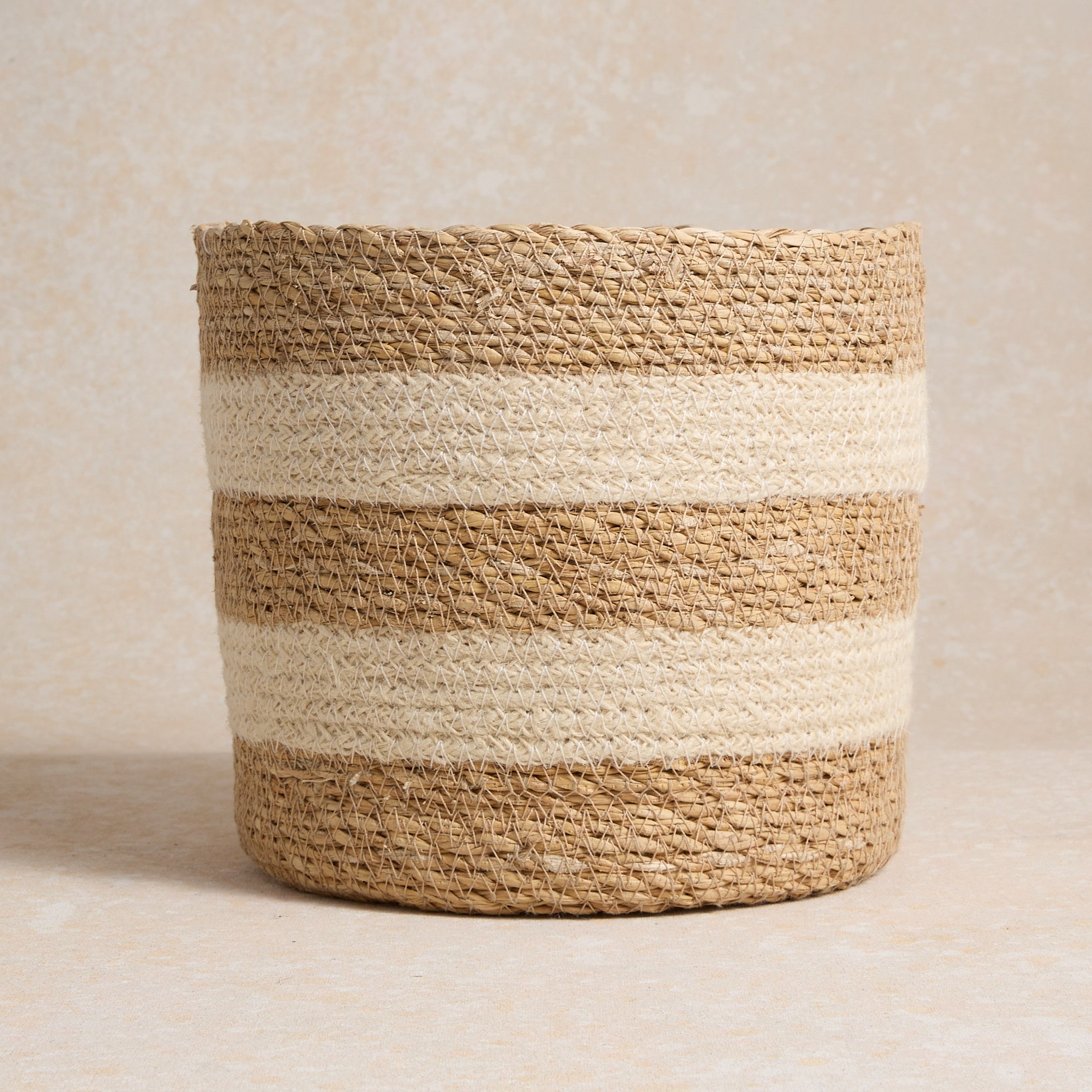 Cache-pot naturel rayé D18