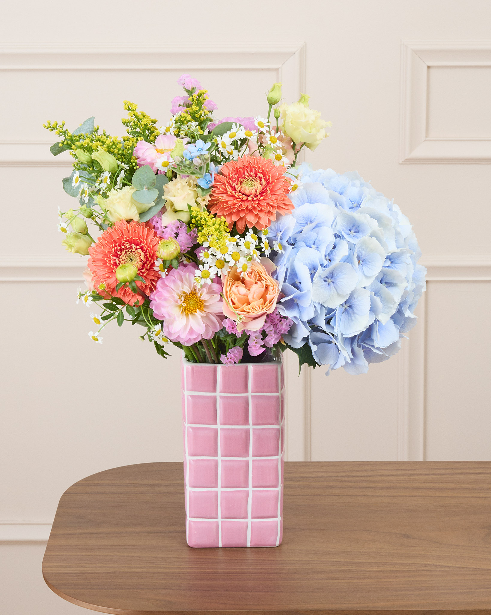 Bouquet Cassis M & Vase Pixel