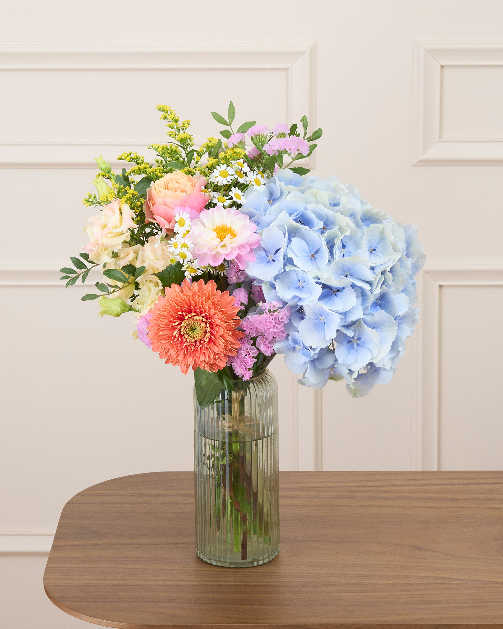 Bouquet Cassis S & Vase Prado
