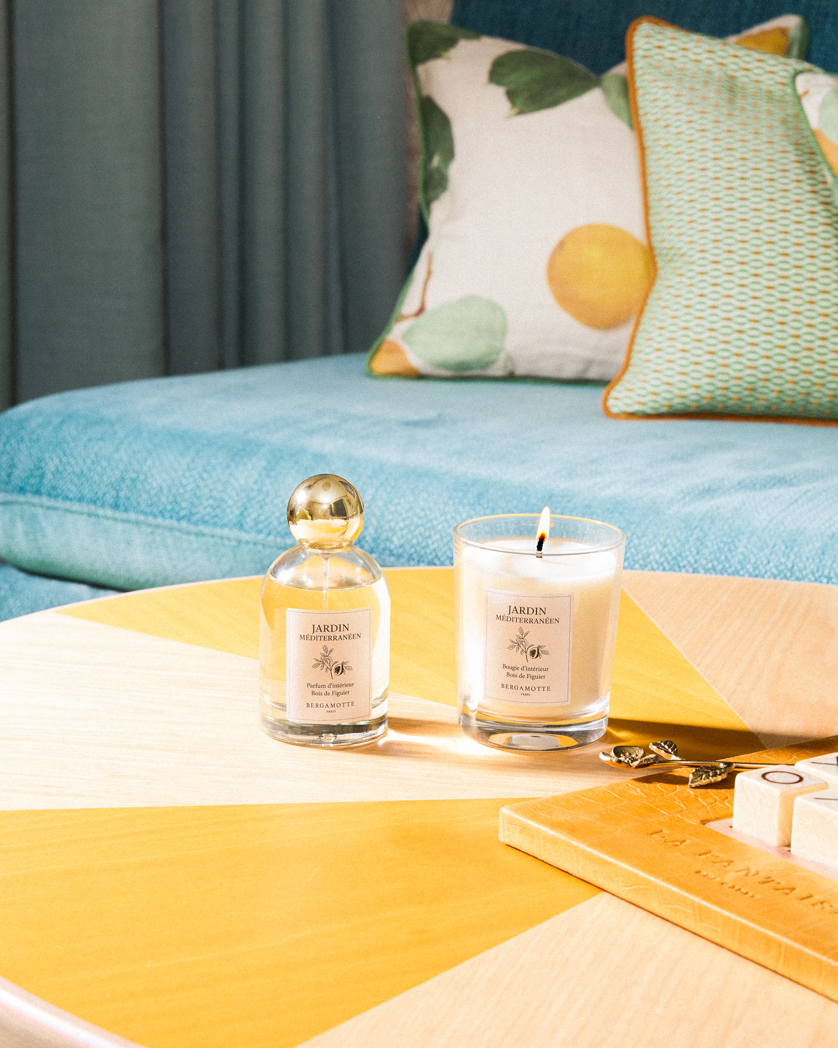 bougie parfumée et parfum d'intérieur