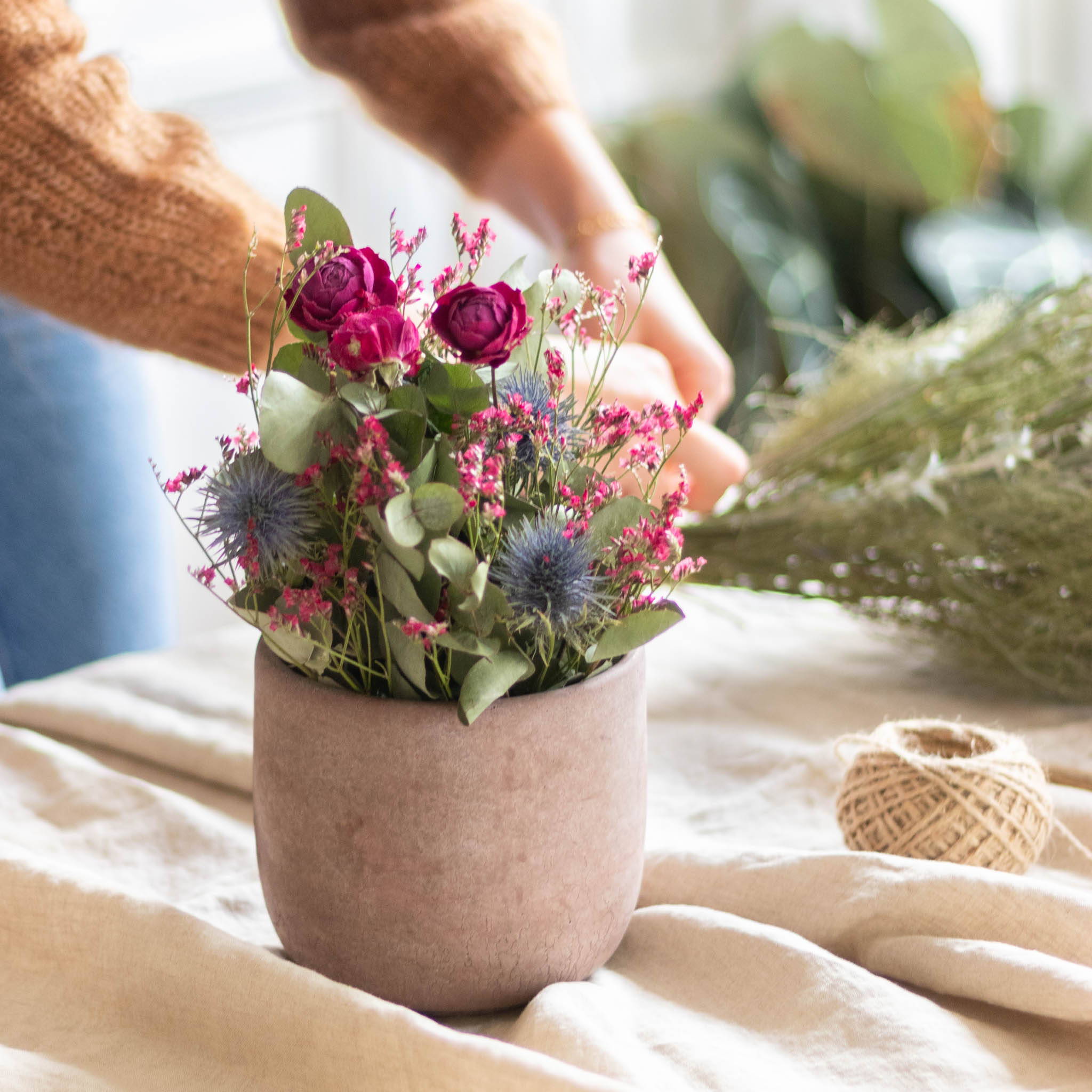 Céramique de fleurs séchées