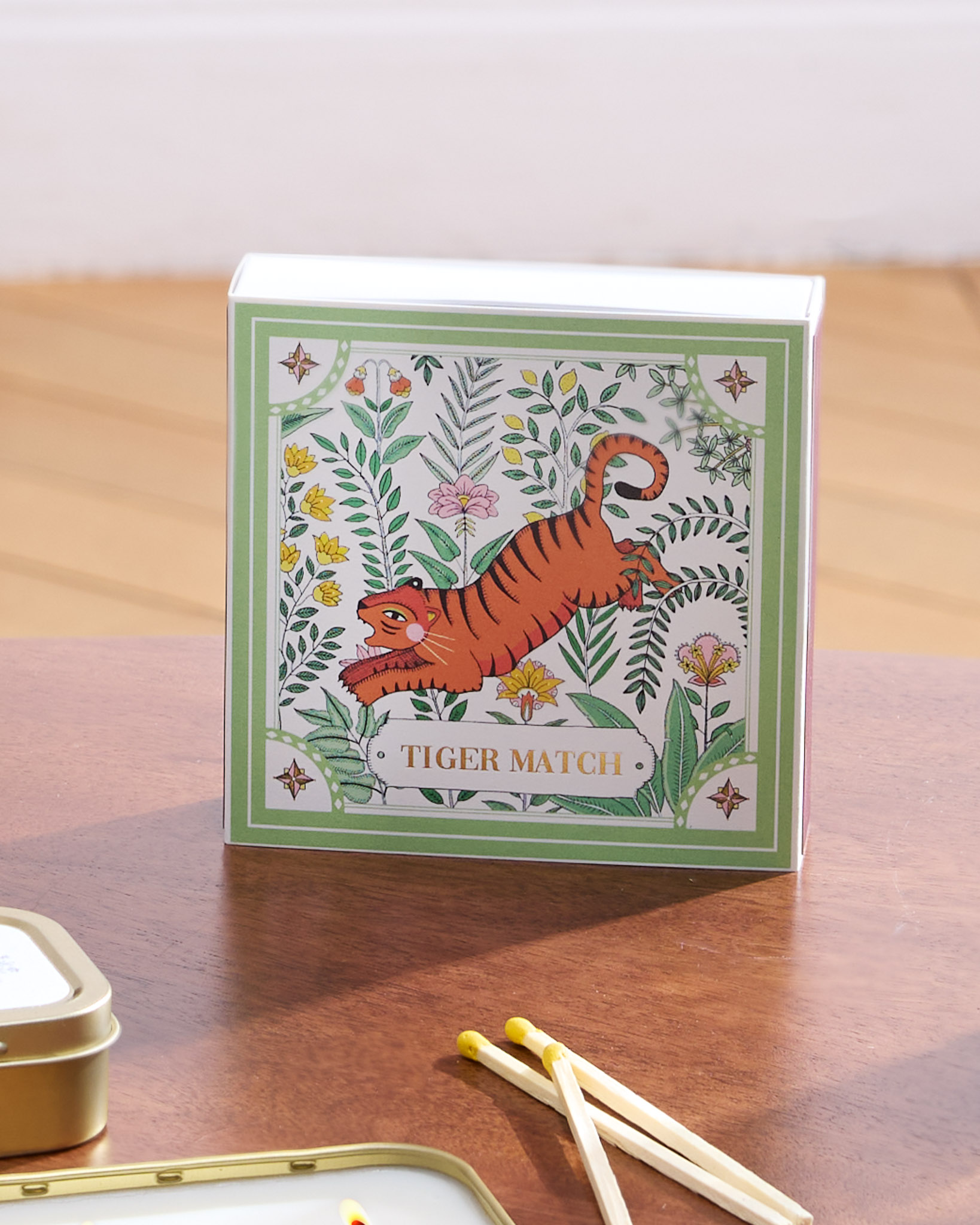 Zoom sur le coffret parfumé