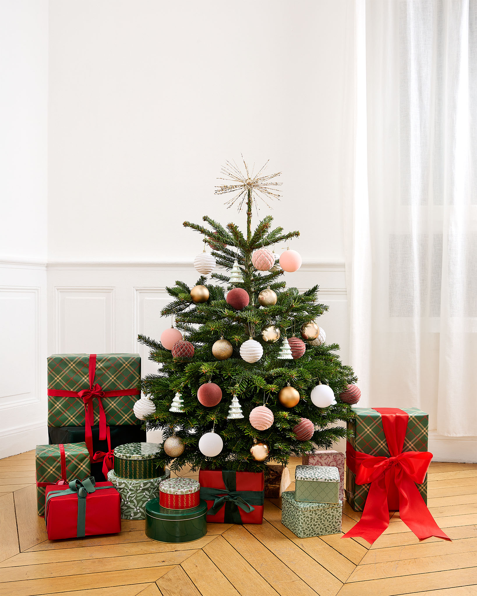 Balthazar - Sapin de Noël Nordmann à décorer (vendu sans décoration)