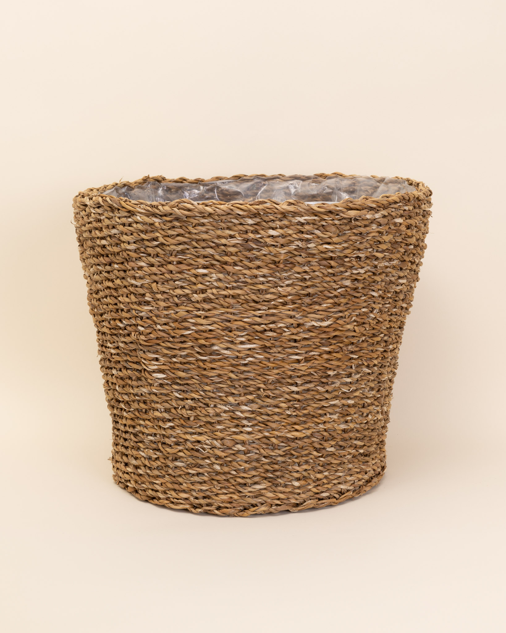 Rosalie et son cache-pot naturel