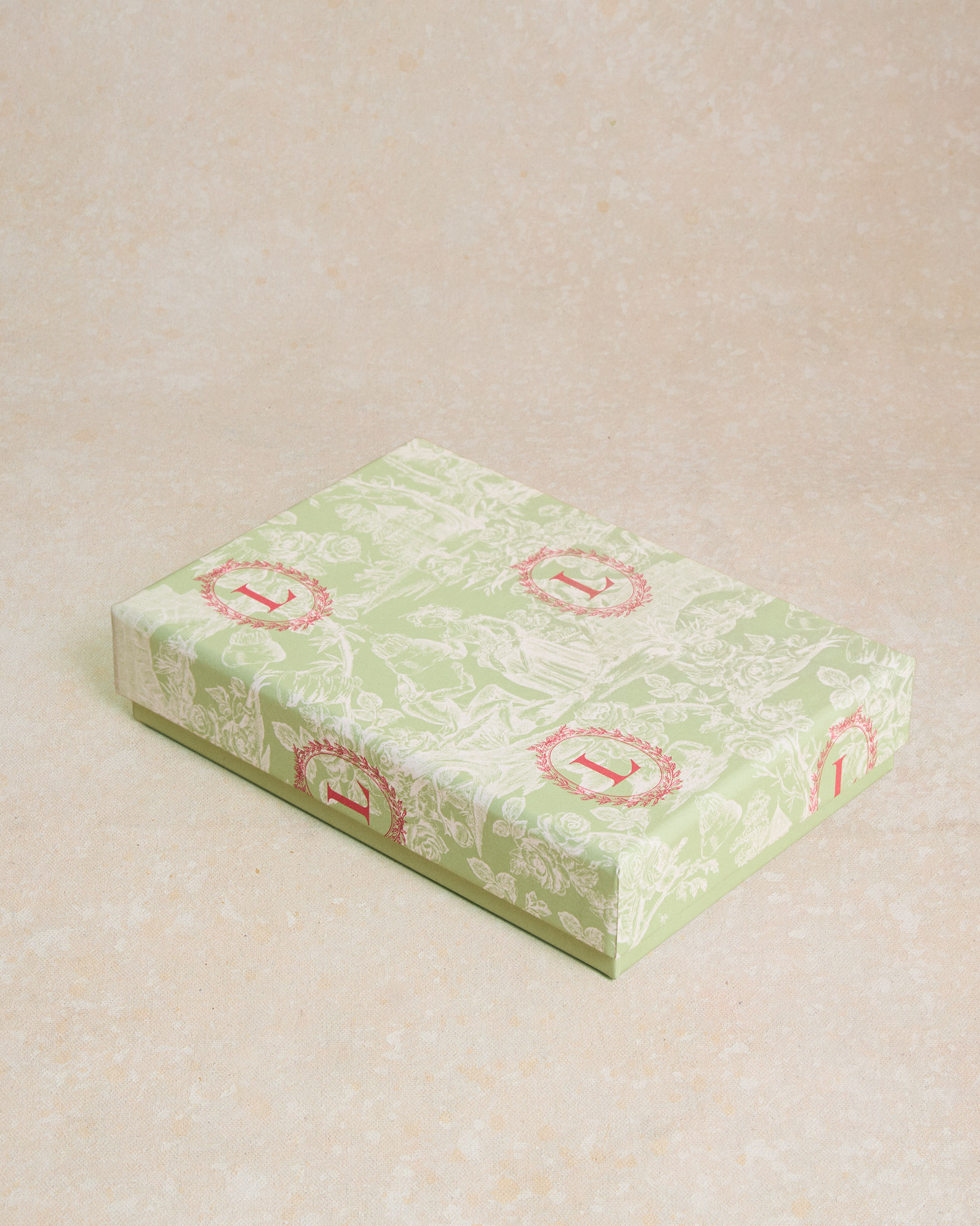 Boîte du coffret de 6 Eugénie Ladurée