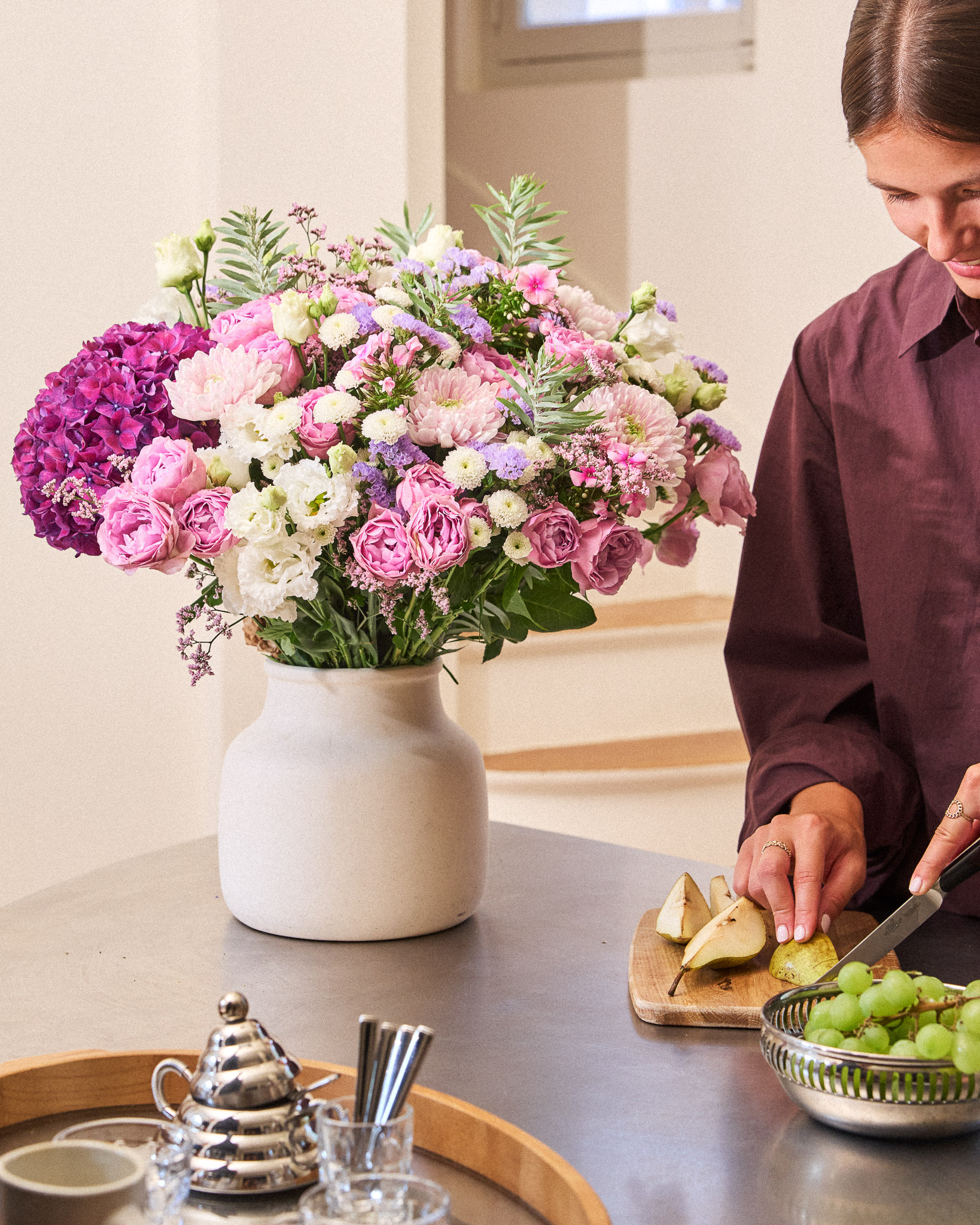 bouquet de fleurs violets dans un vase