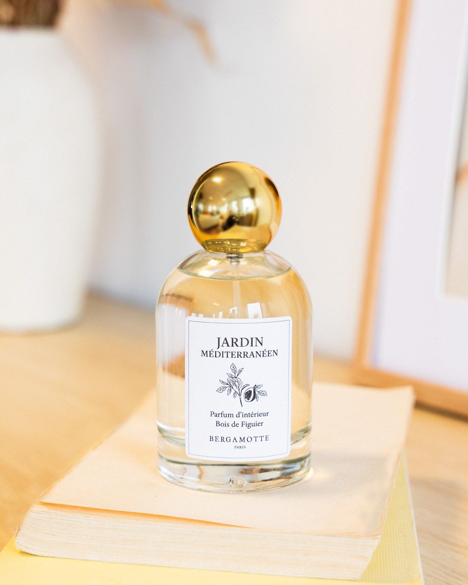 Couronne Ottawa M & Parfum d