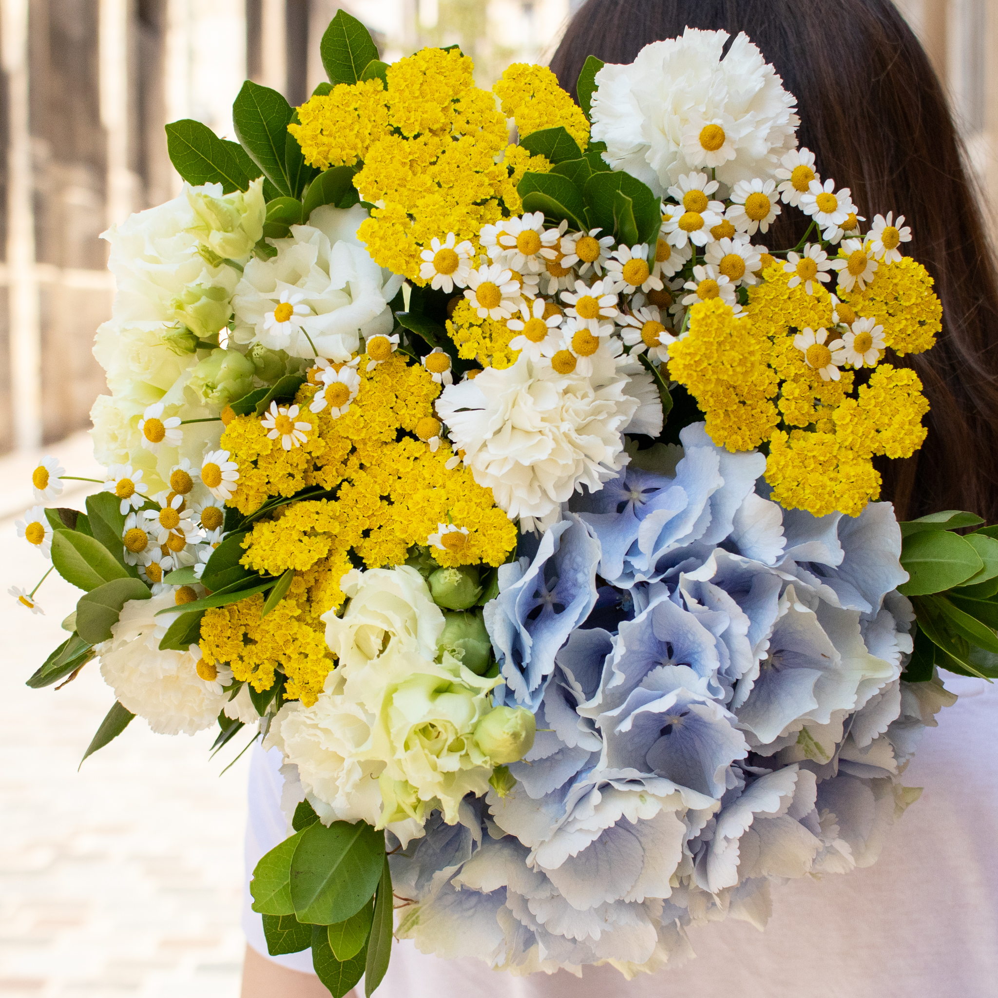 Bouquet de fleurs Varanasi Fleuriste Bergamotte