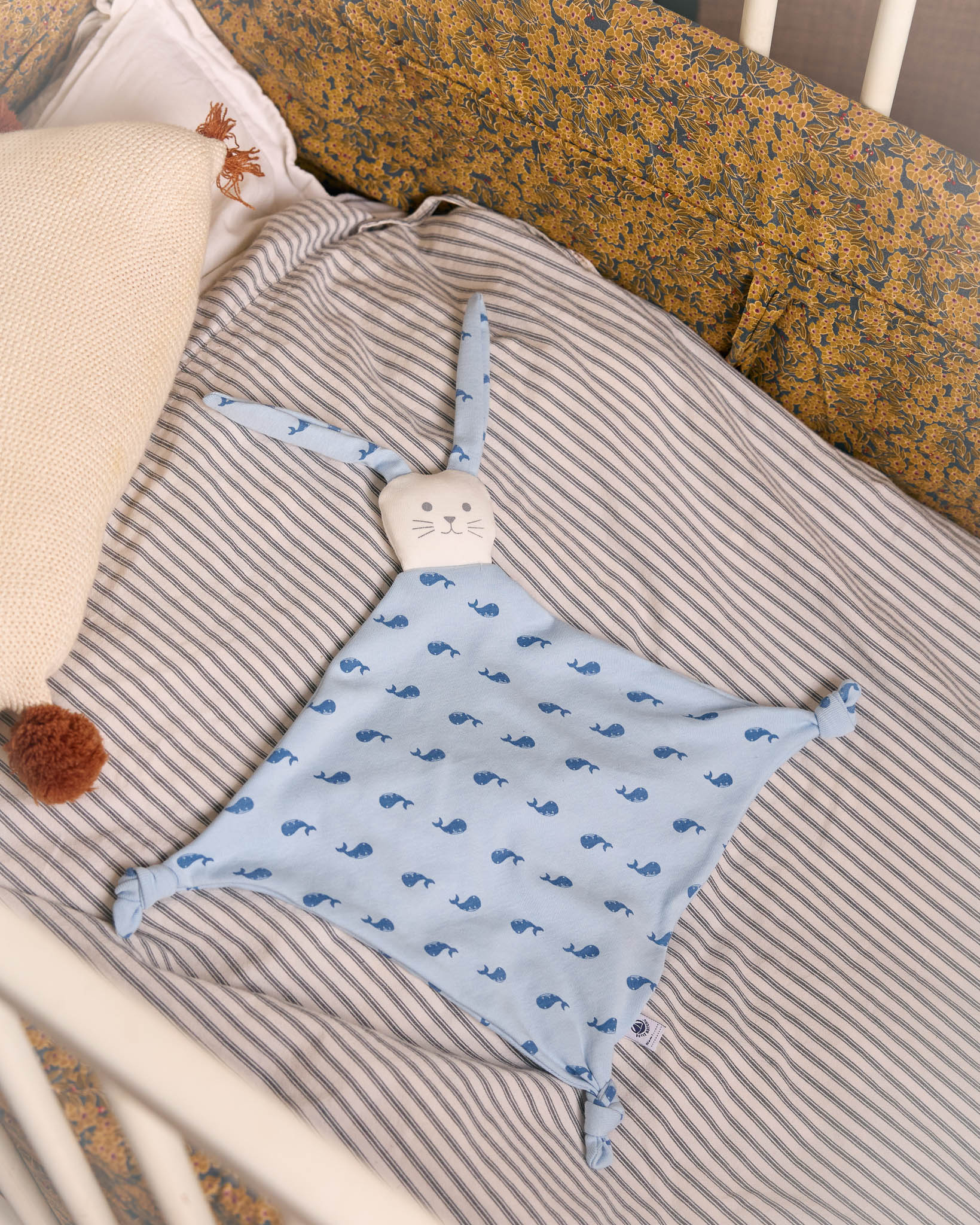 Doudou Petit Bateau - Labellisé standard 100 by OEKO-TEX ®, CQ 746/3, IFTH, garantissant le respect de la peau